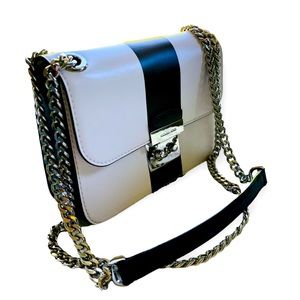PRICE DROP!❤️Brand New Michael Kors Center Stripe Black and White Leather Bag